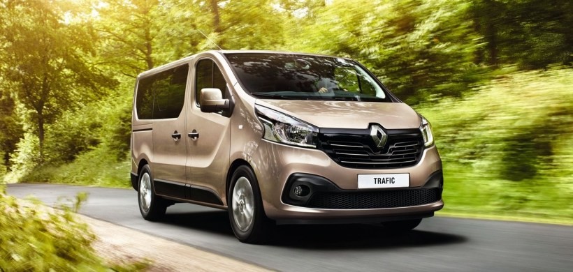 Renault Trafic - такси в Стамбуле